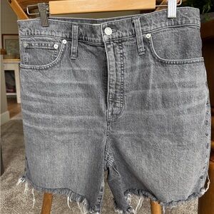 Madewell high rise denim mid-length shorts in Brayton wash size 31